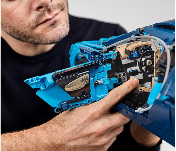 LEGO Technic 42083 Bugatti Chiron - 436955 - zdjęcie 5